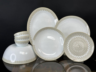 ارکوپال ۲۶ پارچه طرح نسترن عسلی